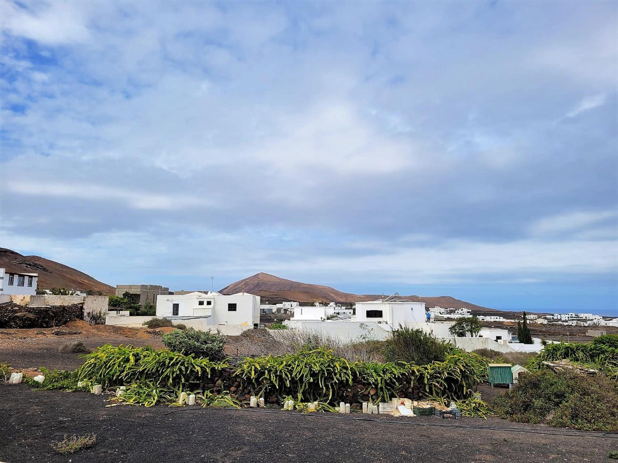 Apartamentos Falcon Tinajo Exterior photo